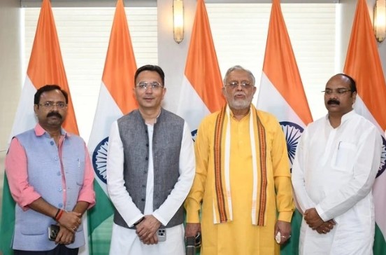 suresh kumar khanna finance minister of up