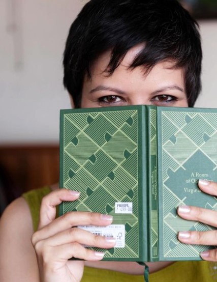 janice pariat boats on land