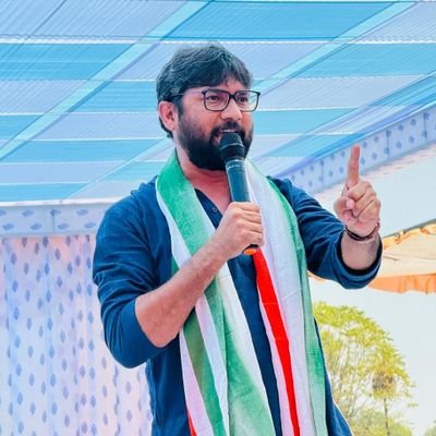 jignesh mevani political party​